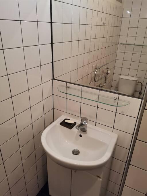 Cozy Studio In The City Centre Near Train Station Bratislava Ngoại thất bức ảnh